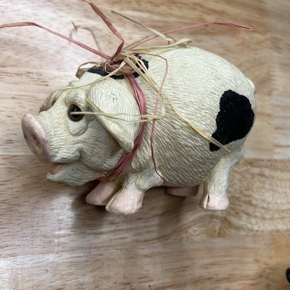 Pete Apsit 1992 Black & White Spotted Pig figurine W/ Glass Eyes - Picture 3 of 10